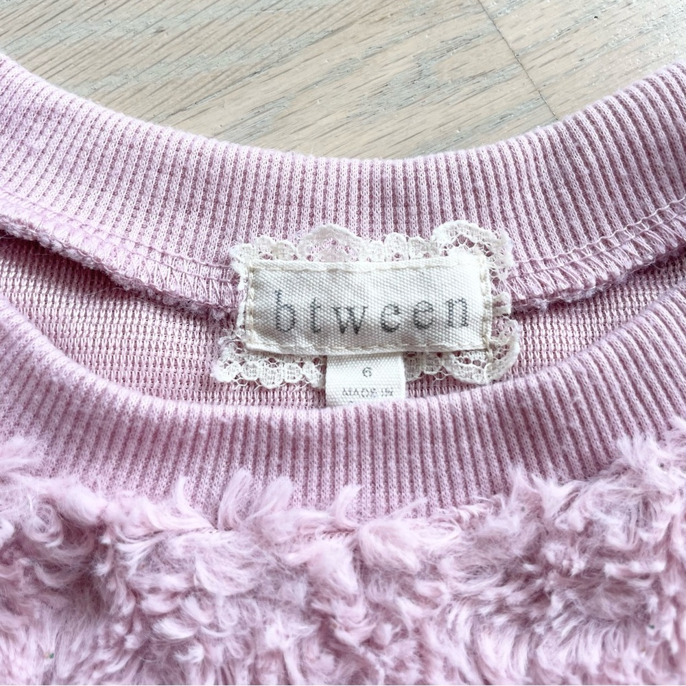 Btween Sweater “love is all you need” | Size: 6 - Picture 2 of 6